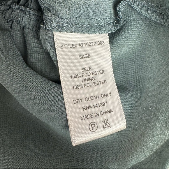 ASTR The Label Sage Green Embroidered Peplum Blouse Top Size M - Picture 9 of 10